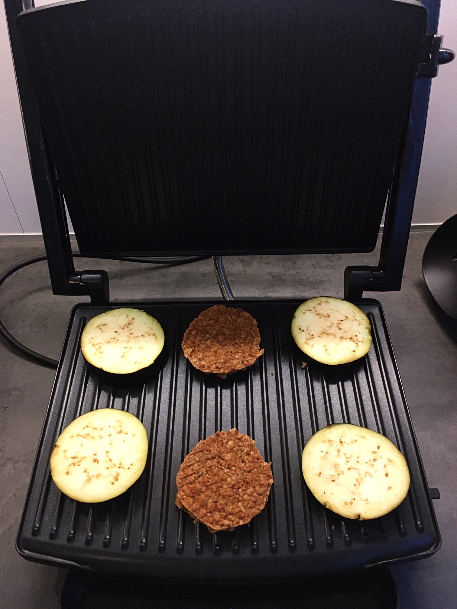 veggieburgers grill